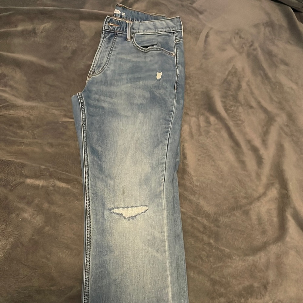 Kids ripped jeans